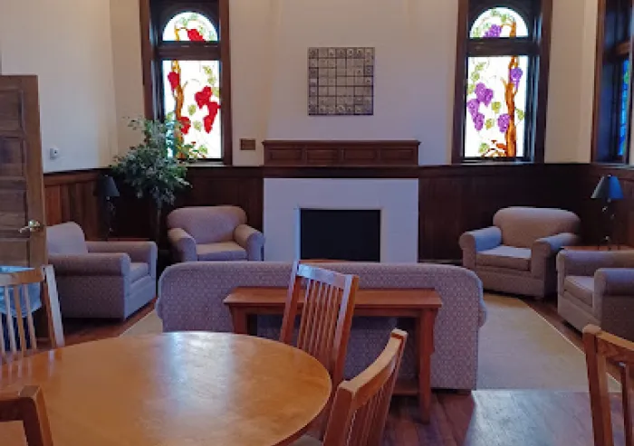 An image of the inside of Glatfelter Lodge.