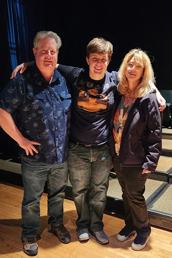 Gabe Houser with his parents