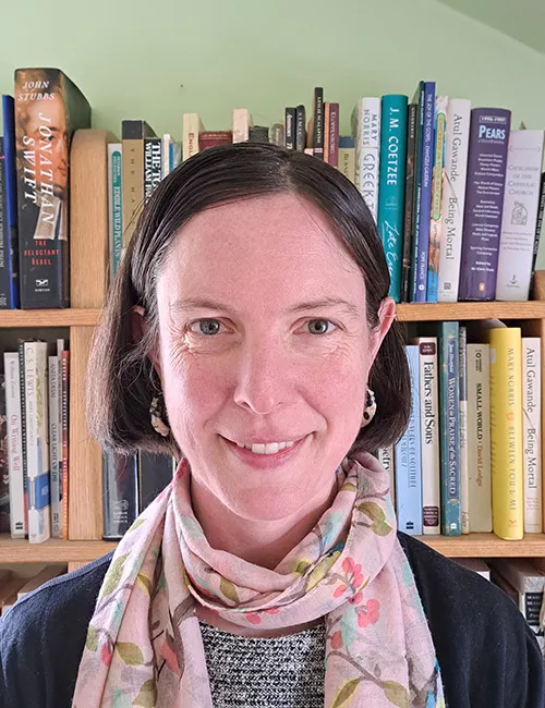 English Prof. Joanne Myers
