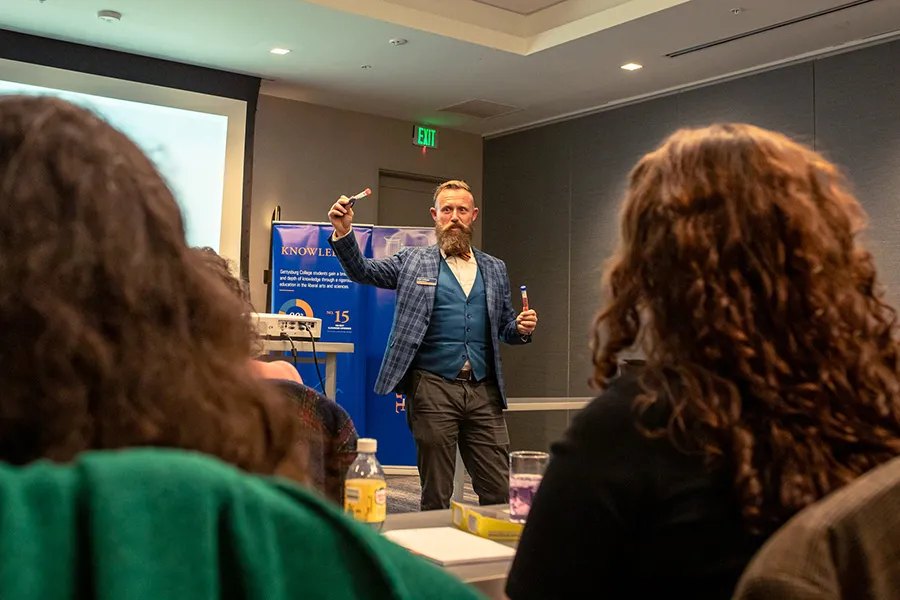 Prof. Kurt Andresen teaching on the science 