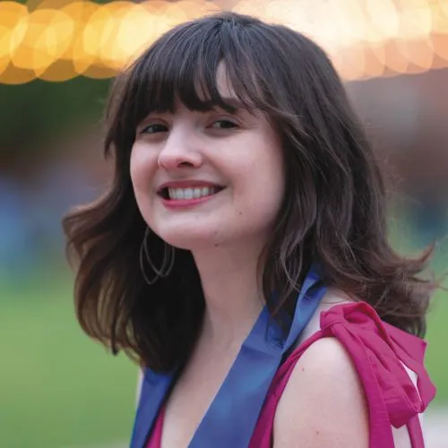Headshot of Katie Oglesby ’23