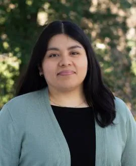 Headshot of Vanessa Sanjuan-Miranda