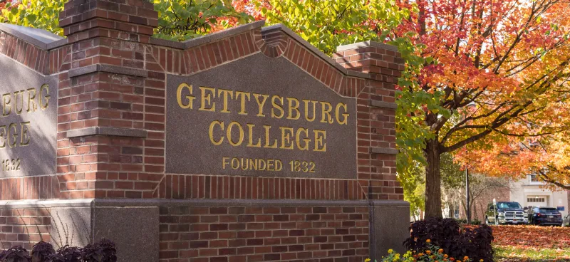 Gettysburg College sign in fall