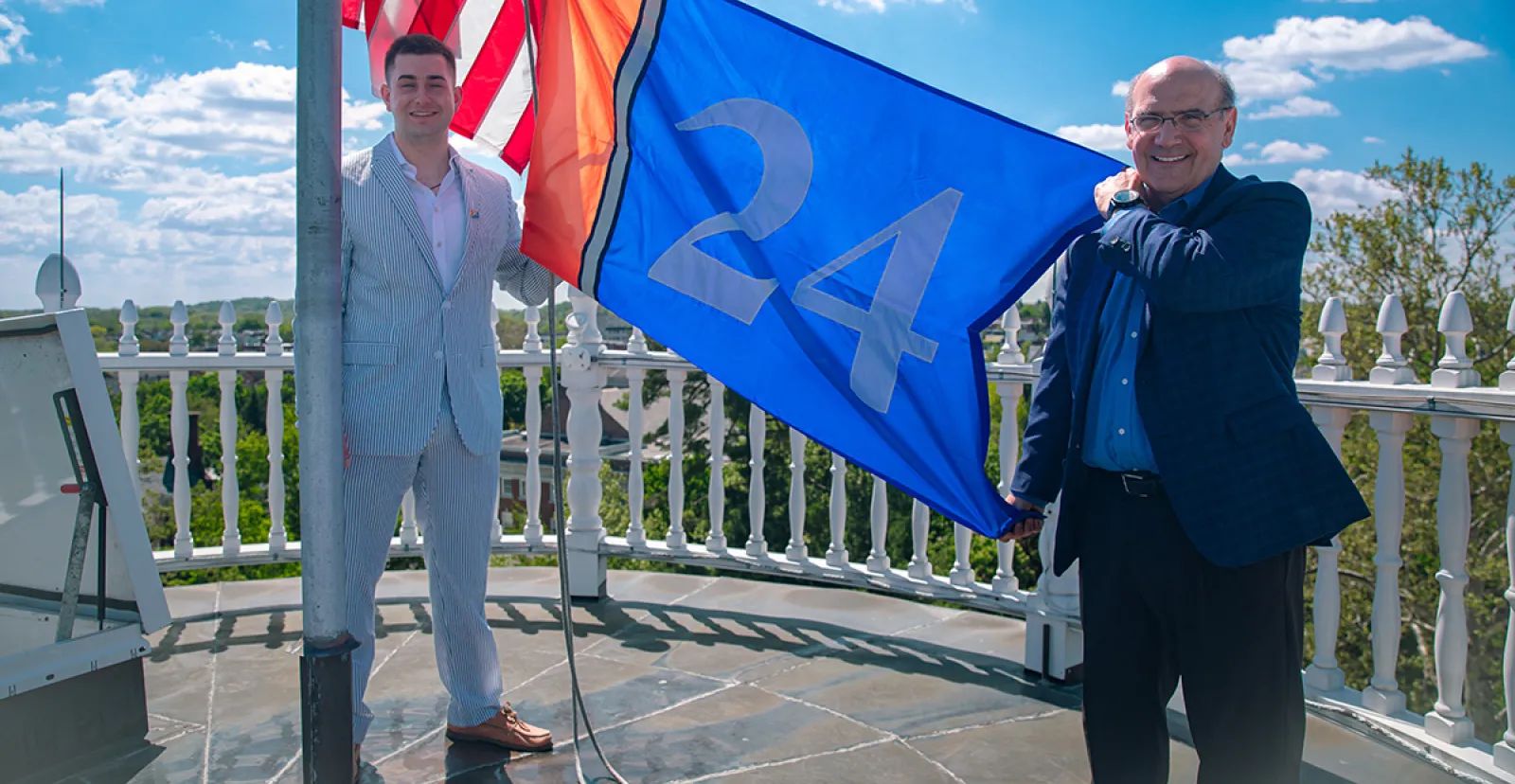 Jack Comegno ’24 and Gettysburg College President Bob Iuliano 