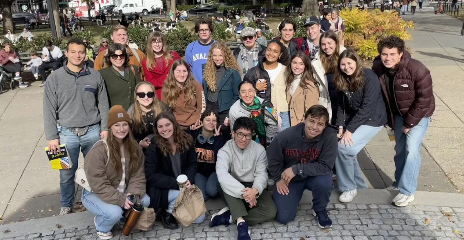 Prof. Wallach with students on a class trip to Washington, D.C.
