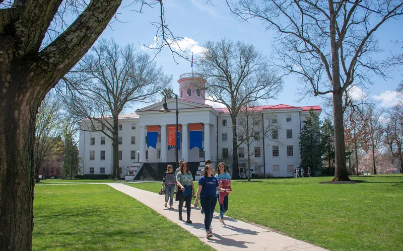A group of students taking the campus tour
