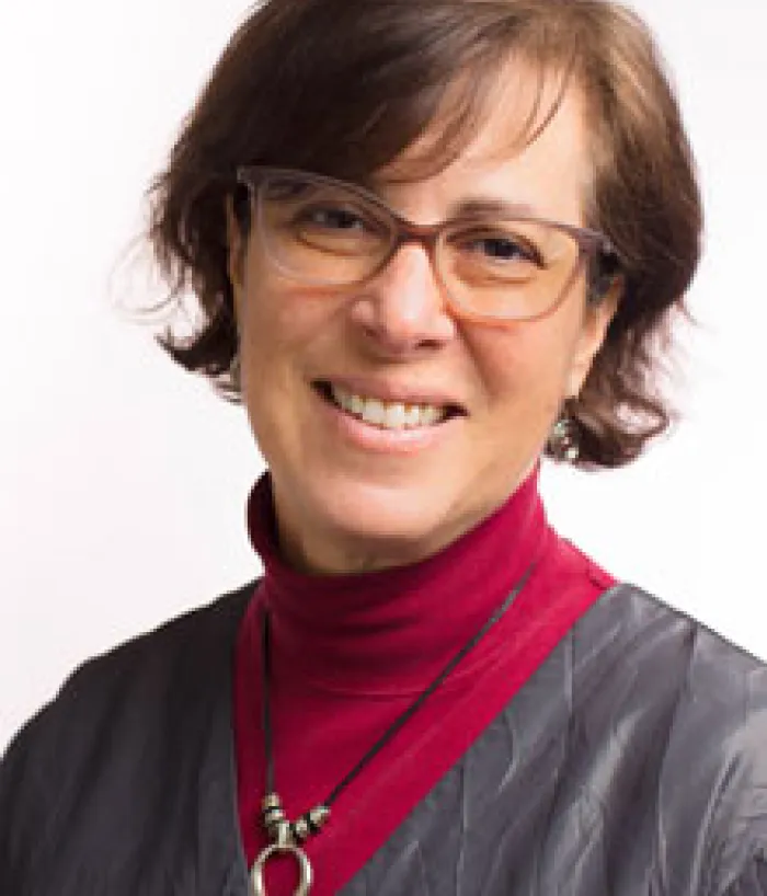 Photo of Dina Lowy