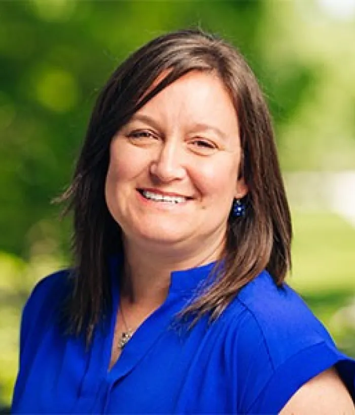 Photo of Kelly Brainard