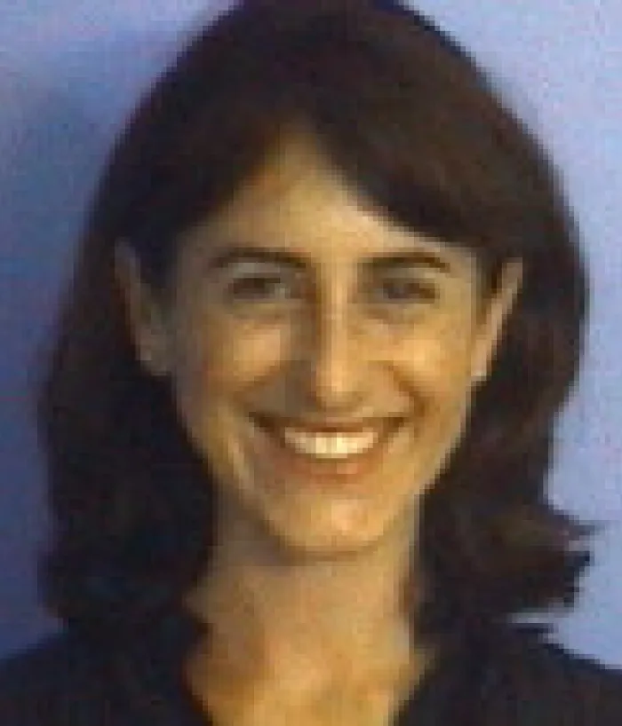 Photo of Stefanie Sobelle